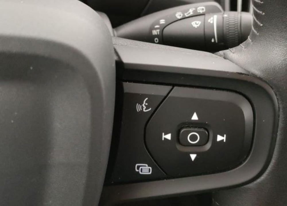 Volvo XC40 usata a Modena (16)