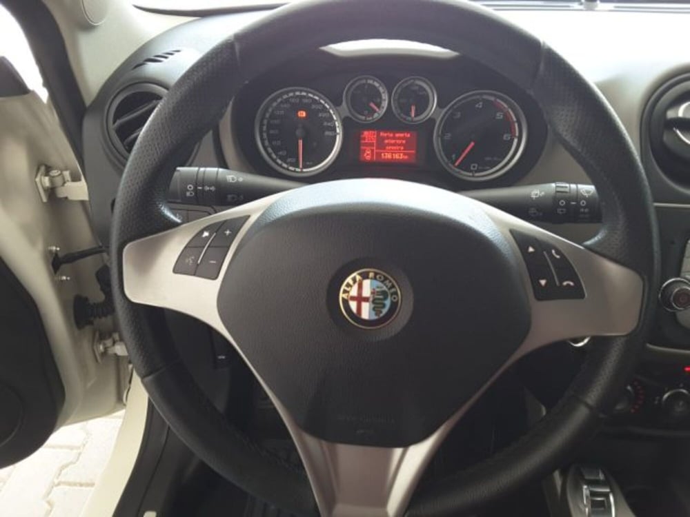 Alfa Romeo MiTo usata a Firenze (7)