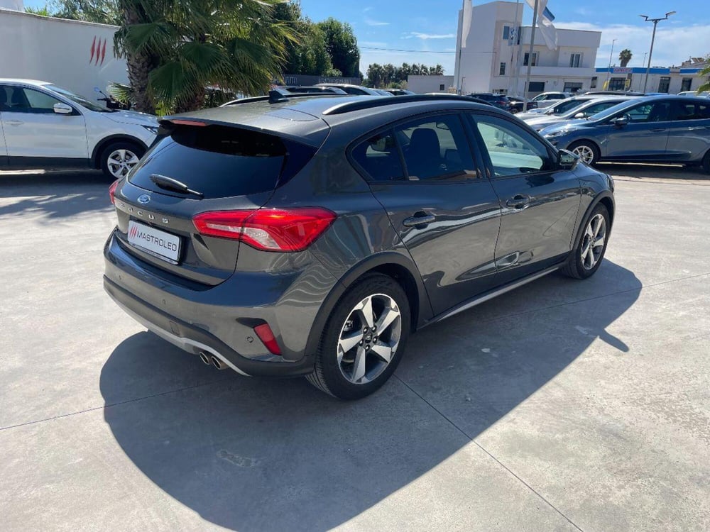 Ford Focus usata a Lecce (11)