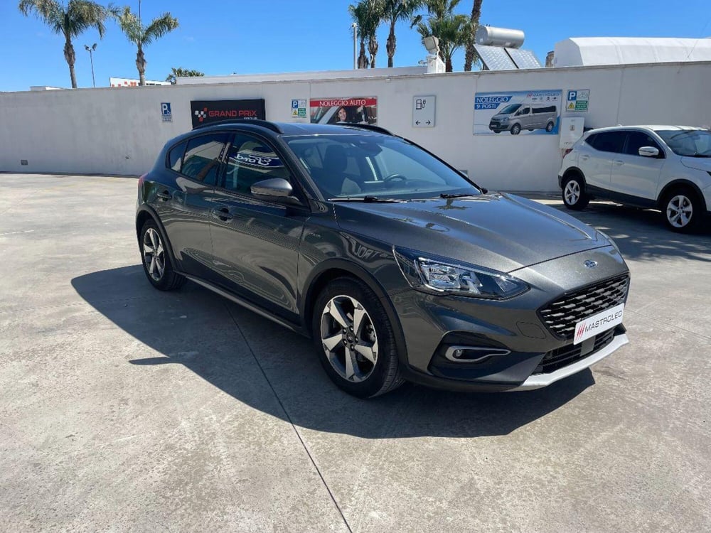 Ford Focus usata a Lecce (8)