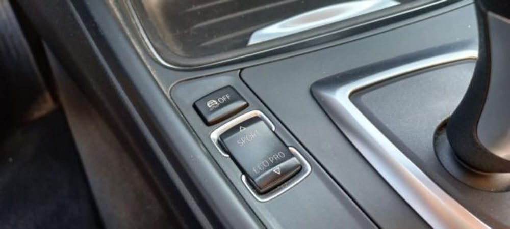 BMW Serie 3 Touring usata a Udine (17)