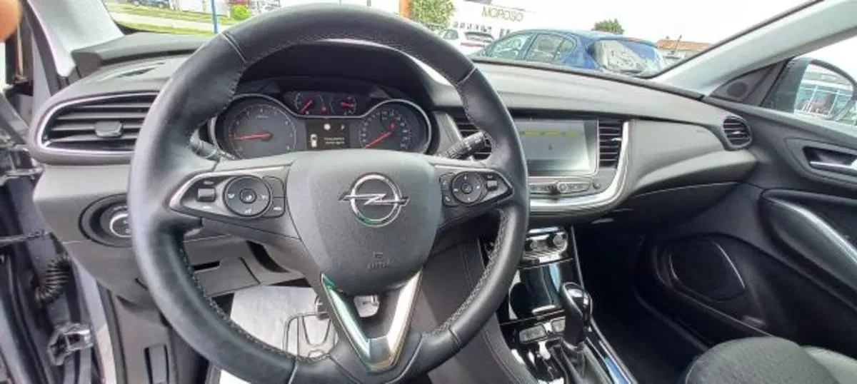Opel Grandland X usata a Udine (13)