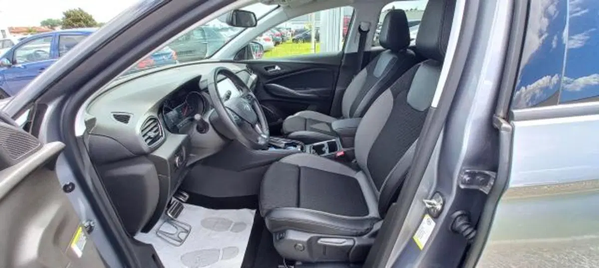 Opel Grandland X usata a Udine (14)