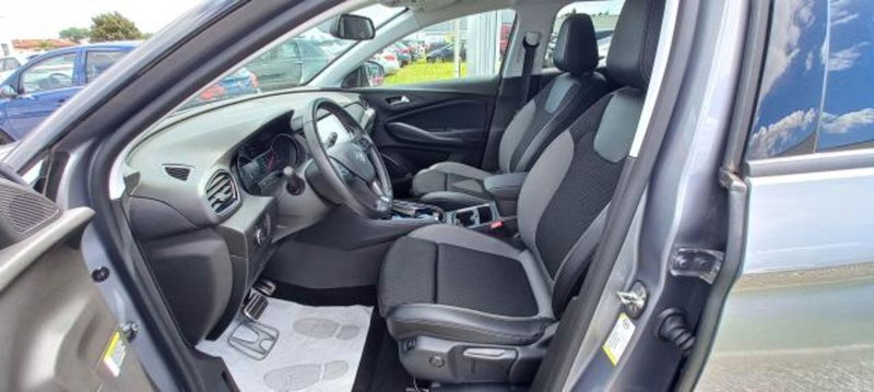 Opel Grandland X usata a Udine (14)