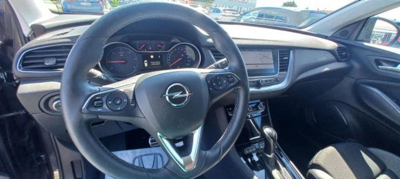 Opel Grandland X usata a Udine (11)