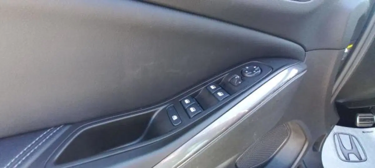 Opel Grandland X usata a Udine (14)