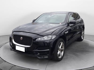 Jaguar F-Pace 2.0 D 180 CV AWD Prestige del 2017 usata a Torino