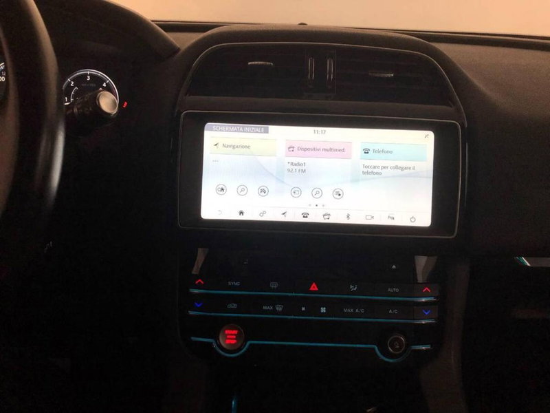 Jaguar F-Pace usata a Torino (13)