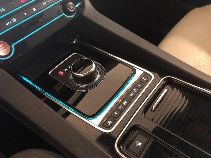 Jaguar F-Pace usata a Torino (14)