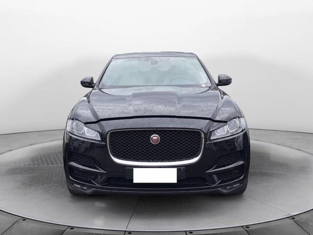 Jaguar F-Pace usata a Torino (2)