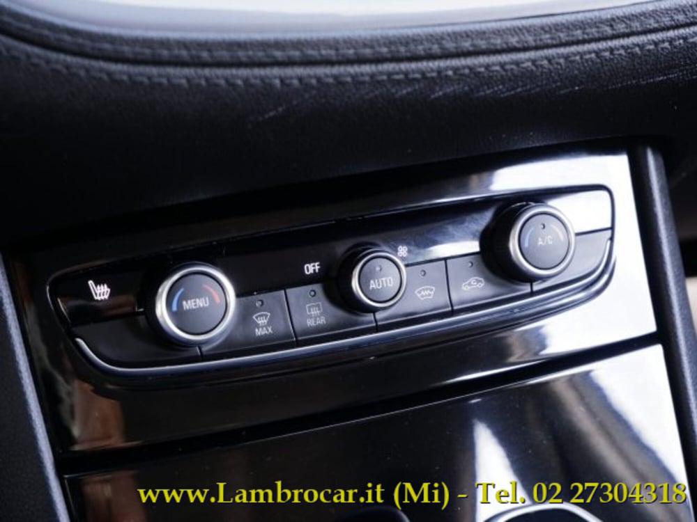 Opel Grandland X usata a Milano (11)