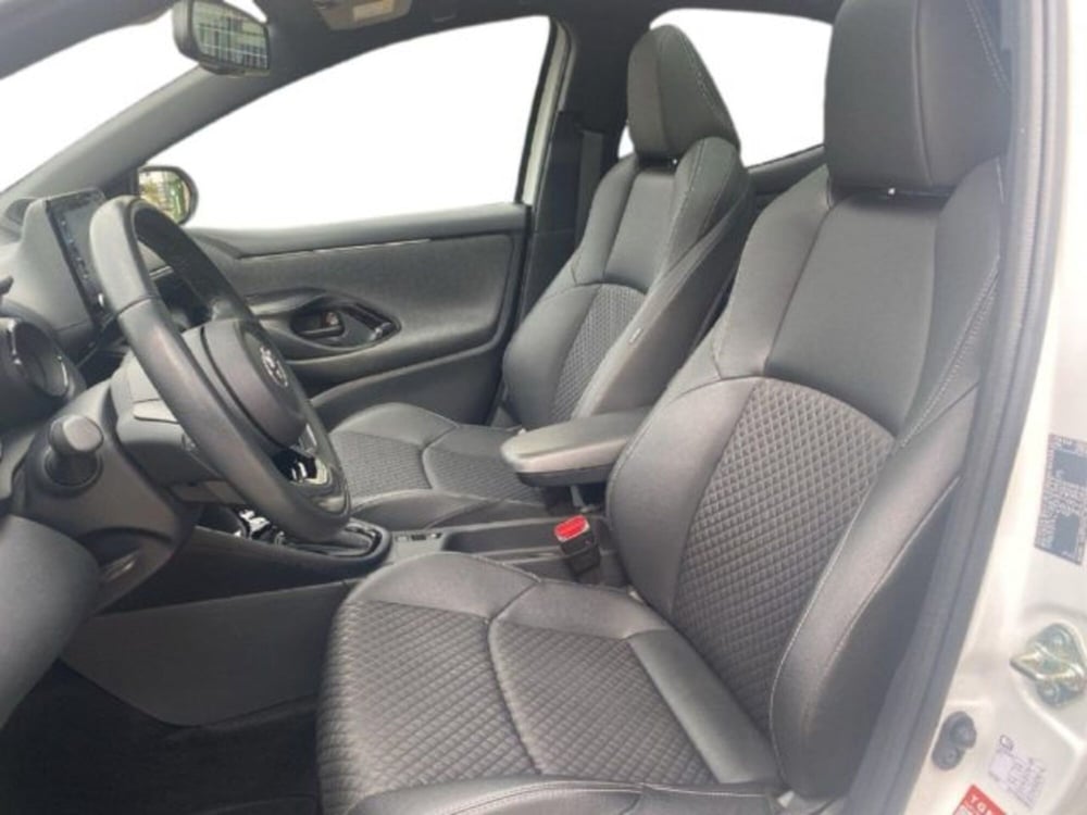 Toyota Yaris Cross usata a Vercelli (12)
