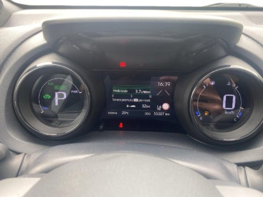 Toyota Yaris Cross usata a Vercelli (13)