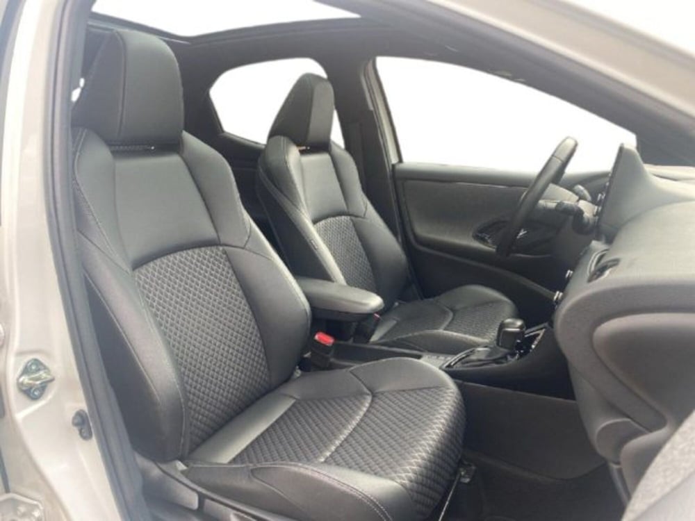 Toyota Yaris Cross usata a Vercelli (7)