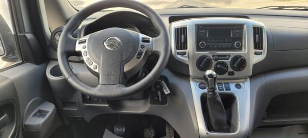 Nissan Evalia usata a Napoli (10)