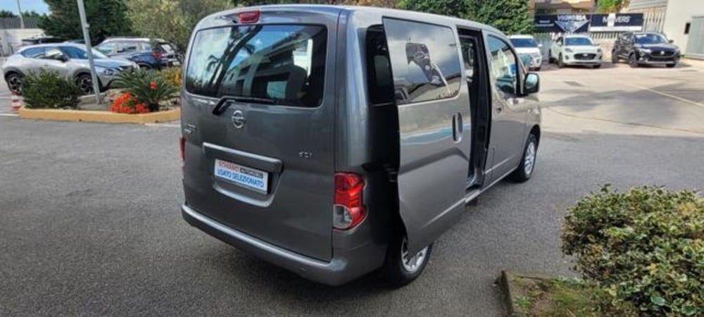 Nissan Evalia usata a Napoli (3)