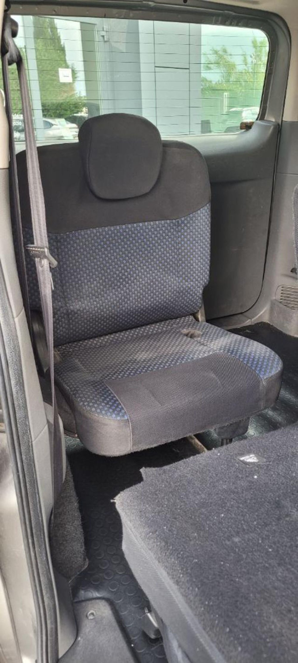 Nissan Evalia usata a Napoli (8)