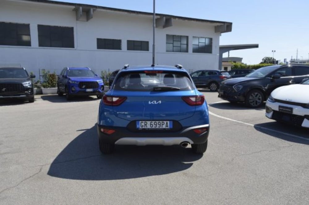 Kia Stonic nuova a Latina (6)