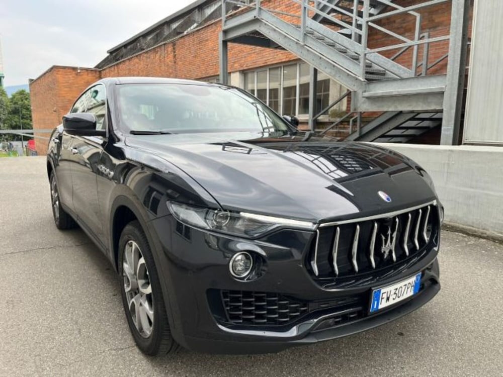 Maserati Levante usata a Torino (3)