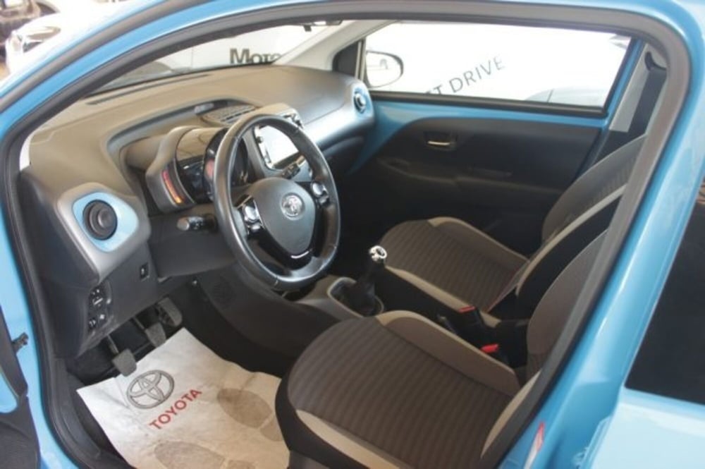 Toyota Aygo usata a Roma (12)