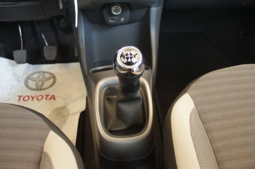Toyota Aygo usata a Roma (16)