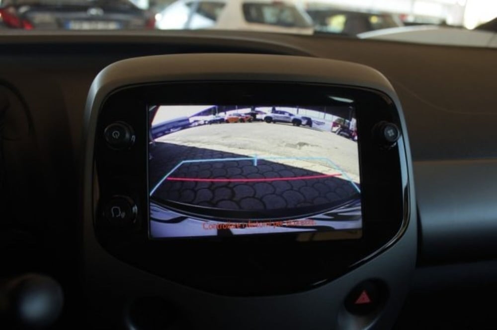 Toyota Aygo usata a Roma (18)