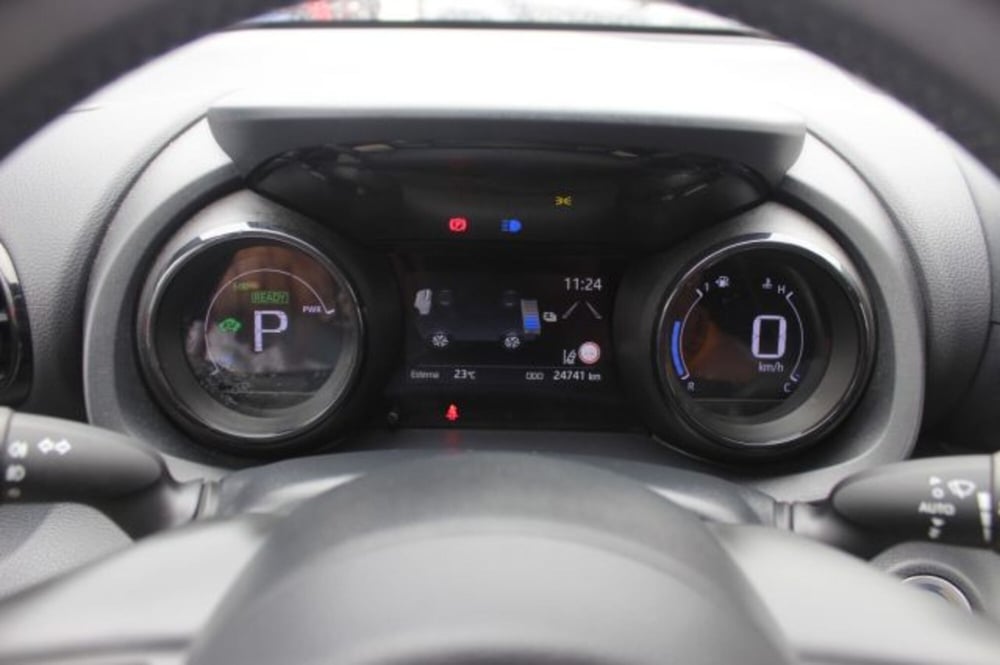 Toyota Yaris Cross usata a Roma (13)