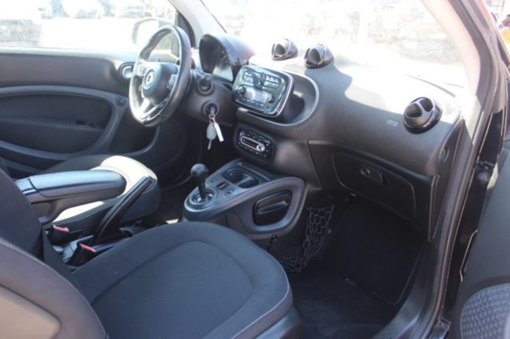 smart Fortwo Cabrio usata a Roma (6)