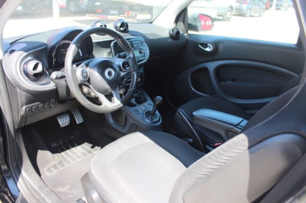 smart Fortwo Cabrio usata a Roma (8)