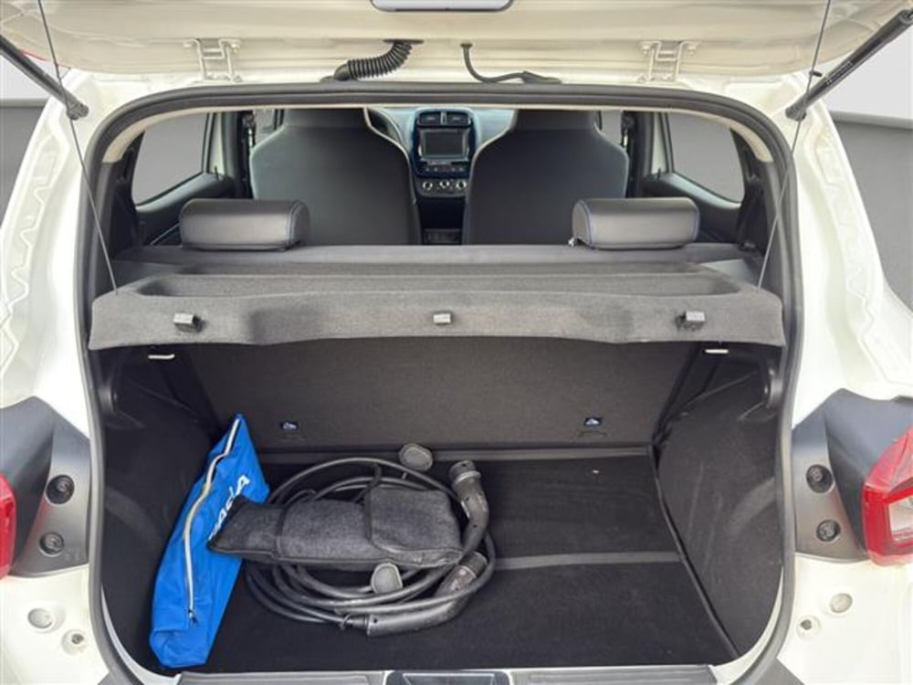Dacia Spring usata a Bologna (9)
