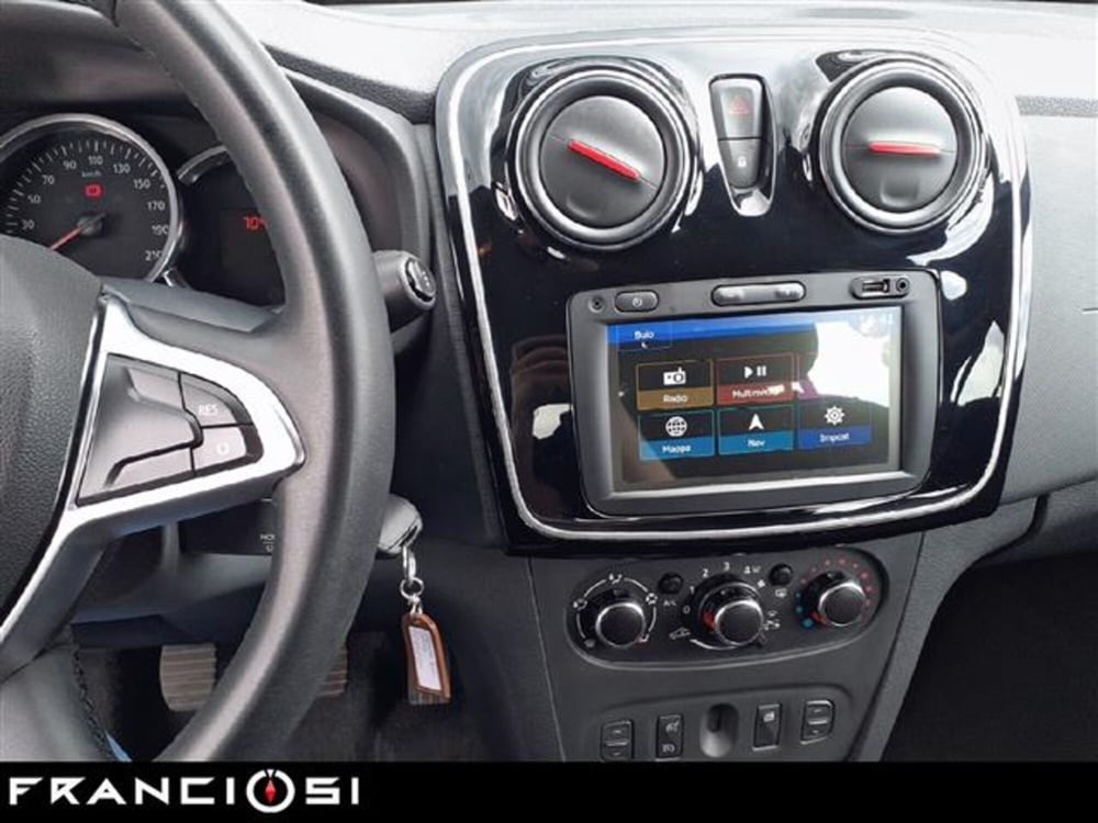 Dacia Sandero usata a Modena (9)
