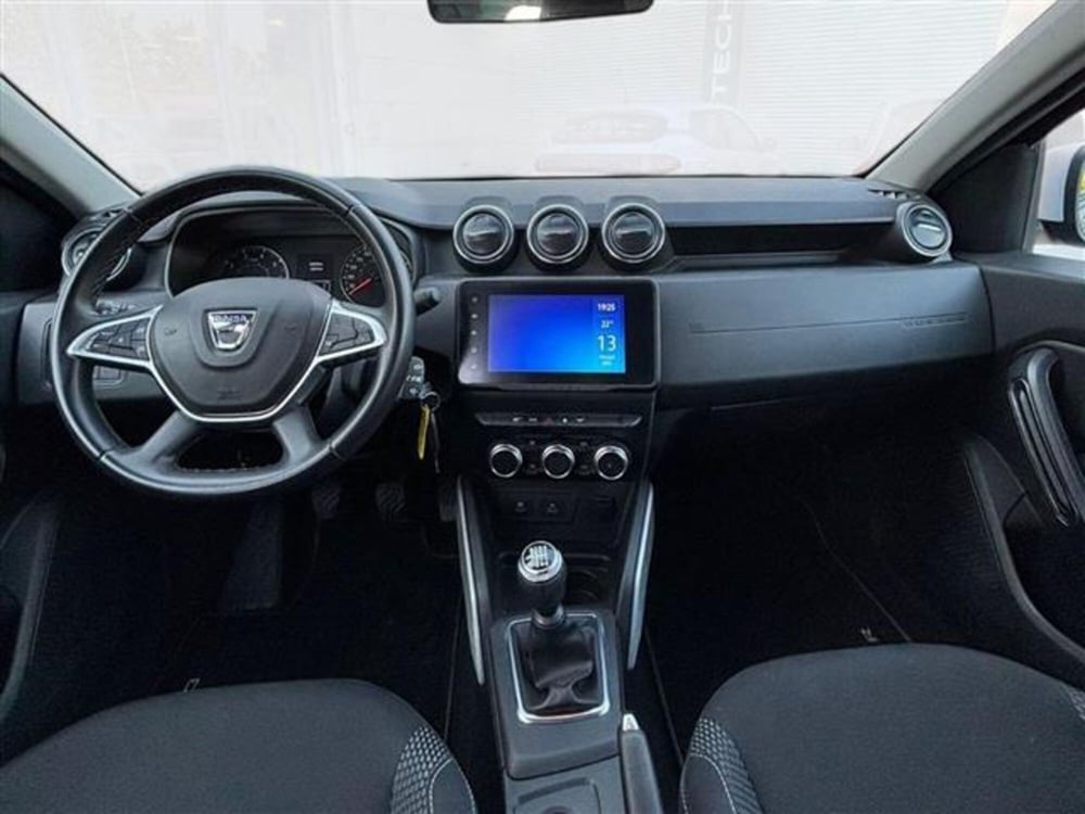 Dacia Duster usata a Livorno (10)