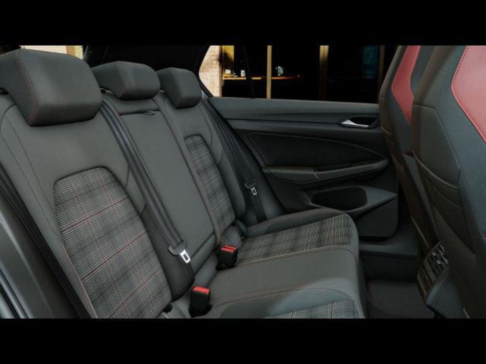 Volkswagen Golf usata a Milano (10)