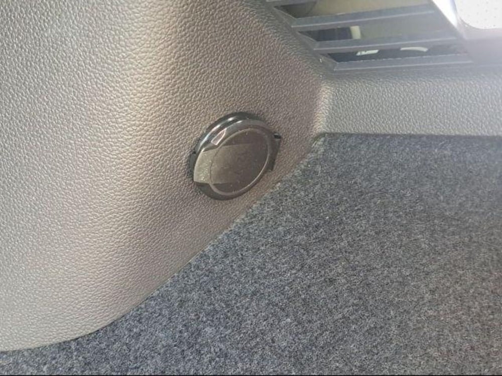 Volkswagen Golf usata a Milano (13)