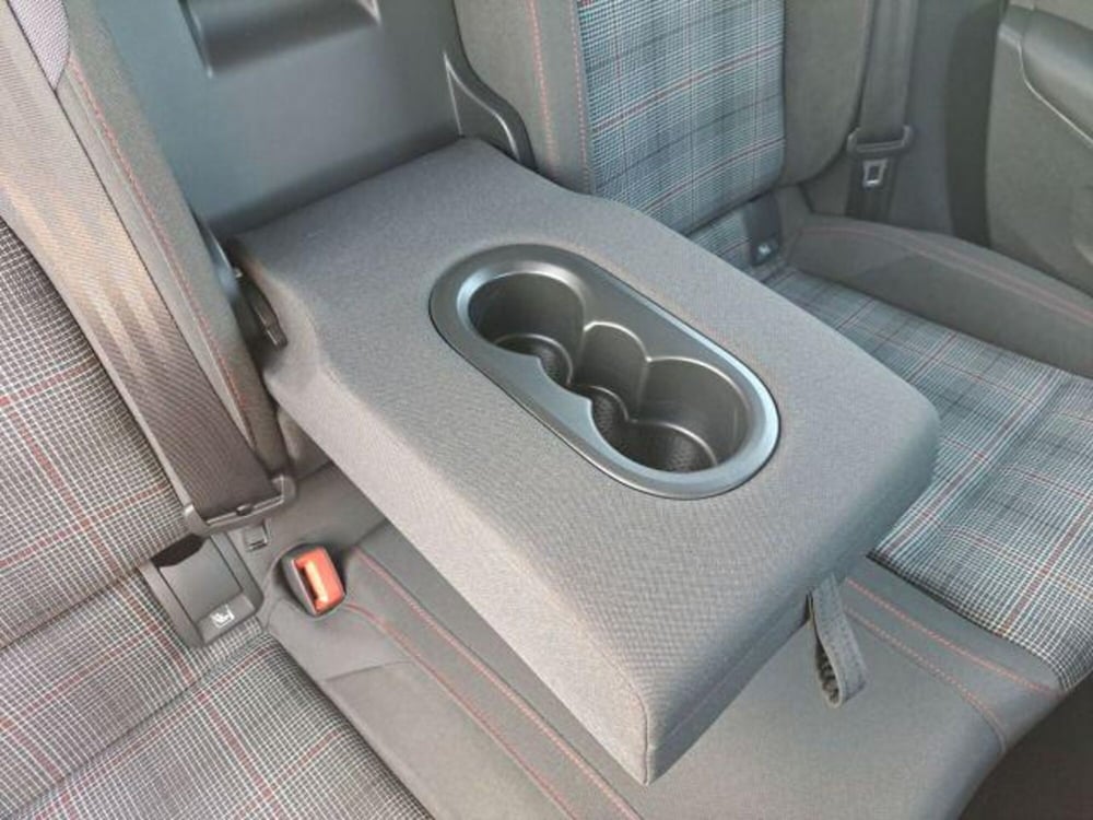 Volkswagen Golf usata a Milano (18)