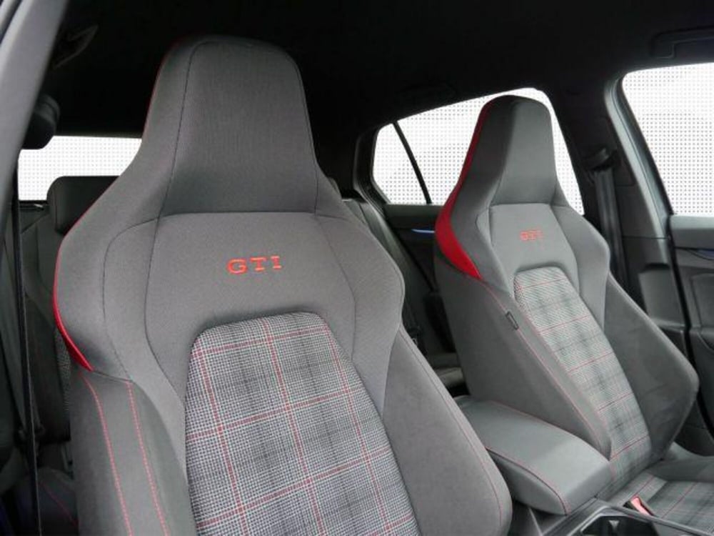 Volkswagen Golf usata a Milano (11)
