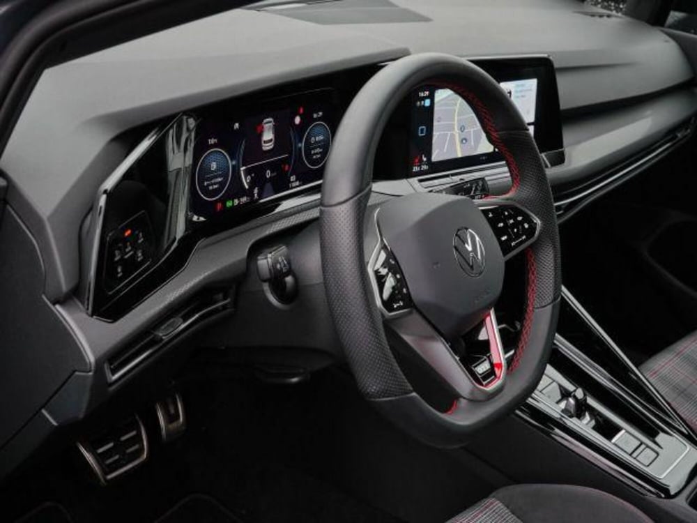 Volkswagen Golf usata a Milano (17)