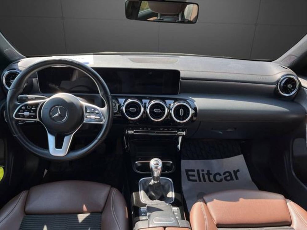 Mercedes-Benz CLA Shooting Brake usata a Milano (13)