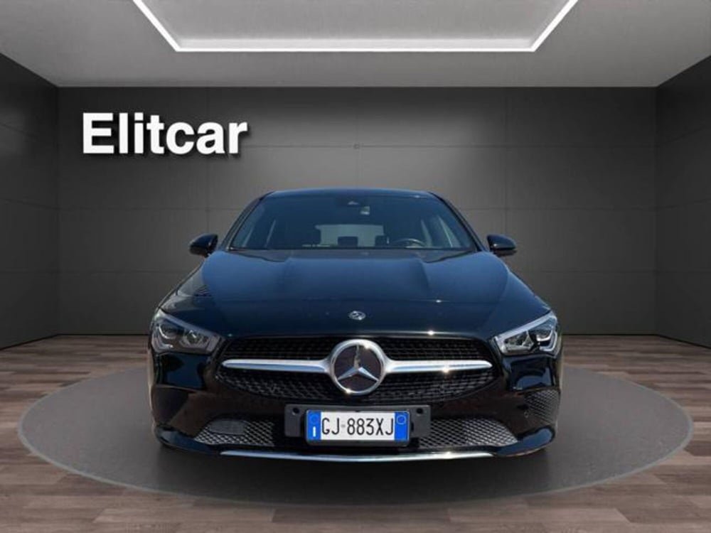 Mercedes-Benz CLA Shooting Brake usata a Milano (8)