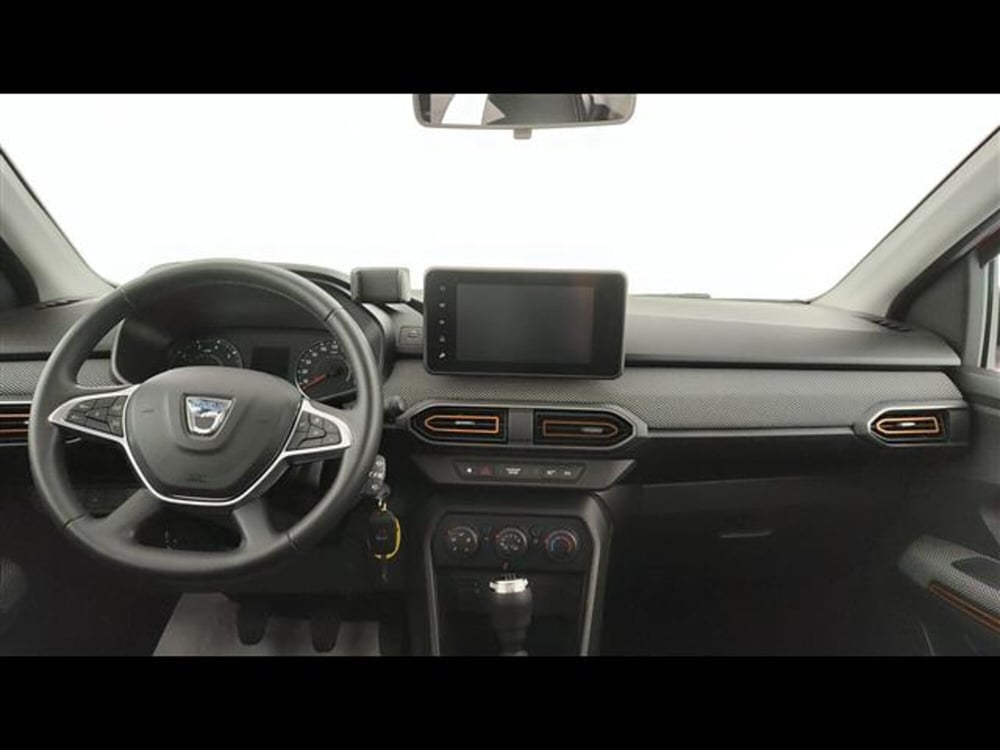Dacia Sandero usata a Milano (11)