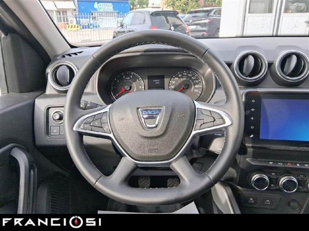 Dacia Duster usata a Modena (10)