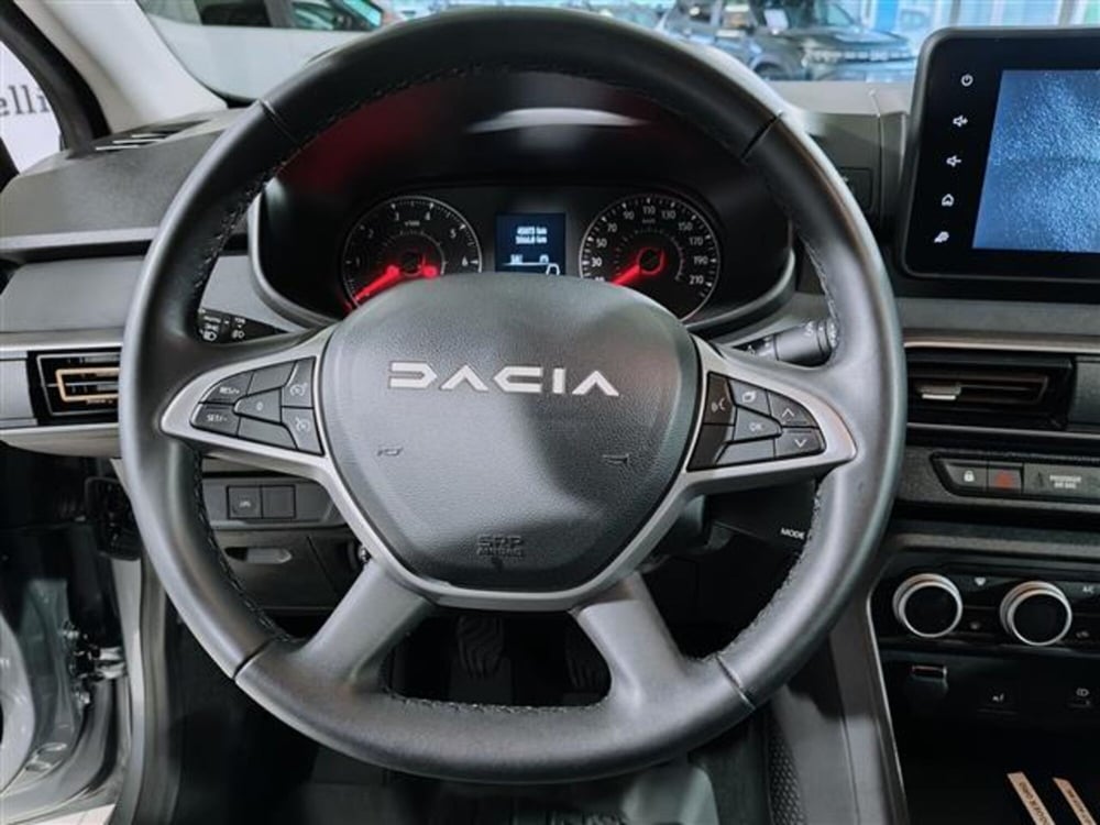Dacia Jogger usata a Brescia (15)