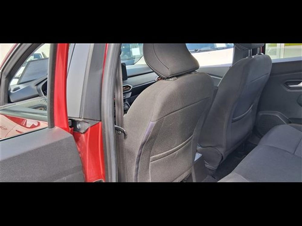 Dacia Sandero usata a Firenze (9)