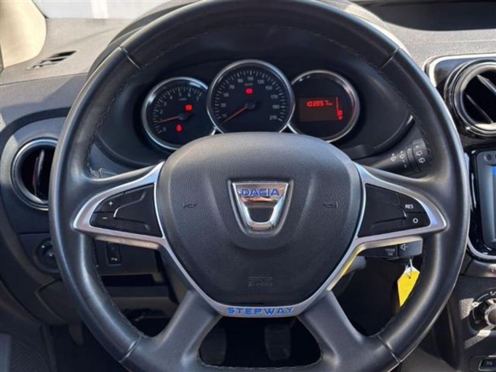 Dacia Dokker usata a Livorno (11)