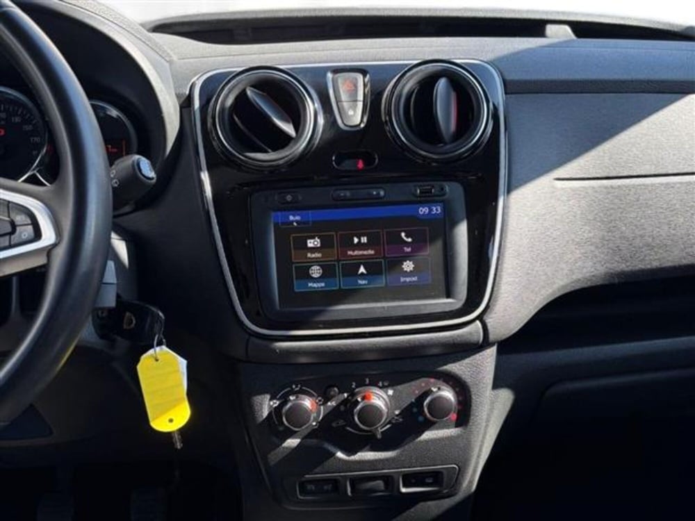 Dacia Dokker usata a Livorno (12)