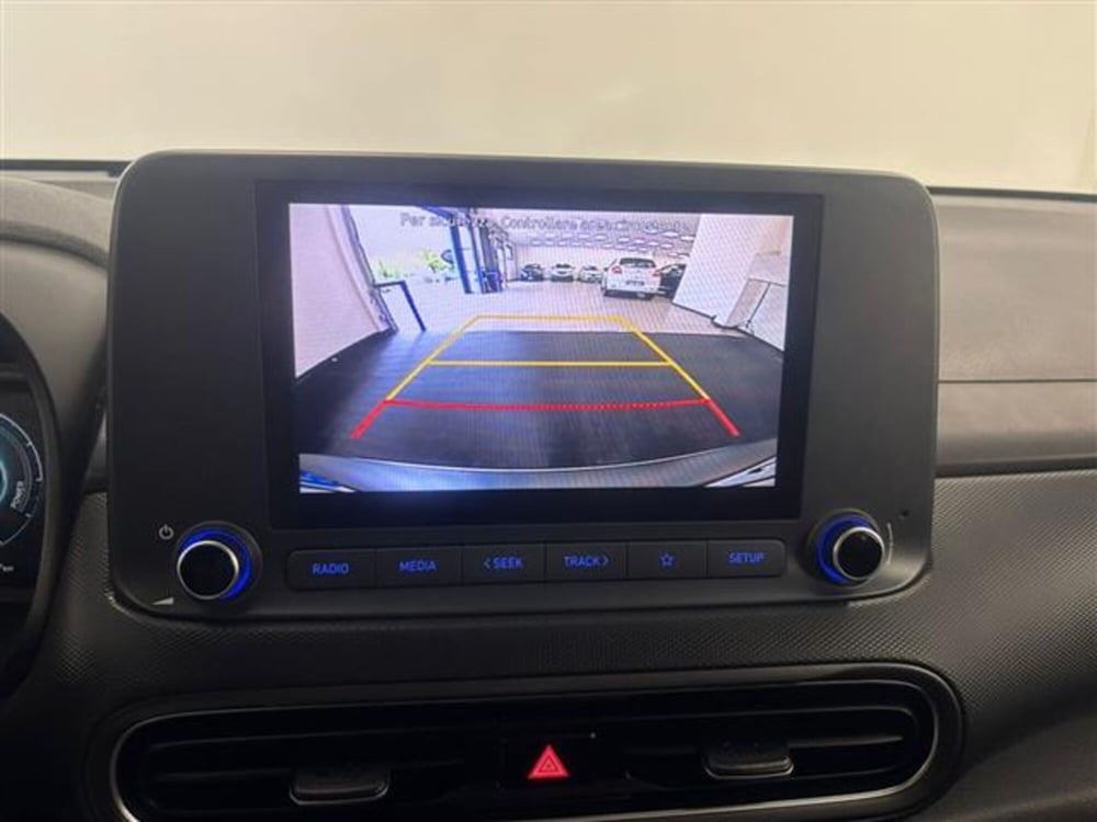 Hyundai Kona usata a Siena (11)