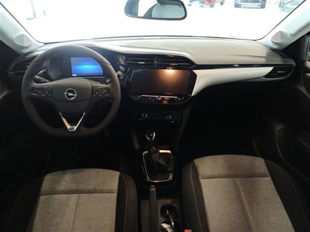 Opel Corsa usata a Milano (10)