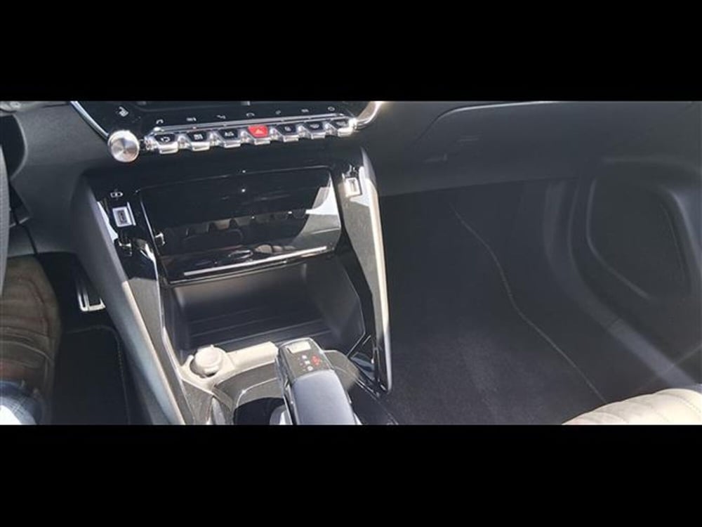 Peugeot 2008 usata a Firenze (6)