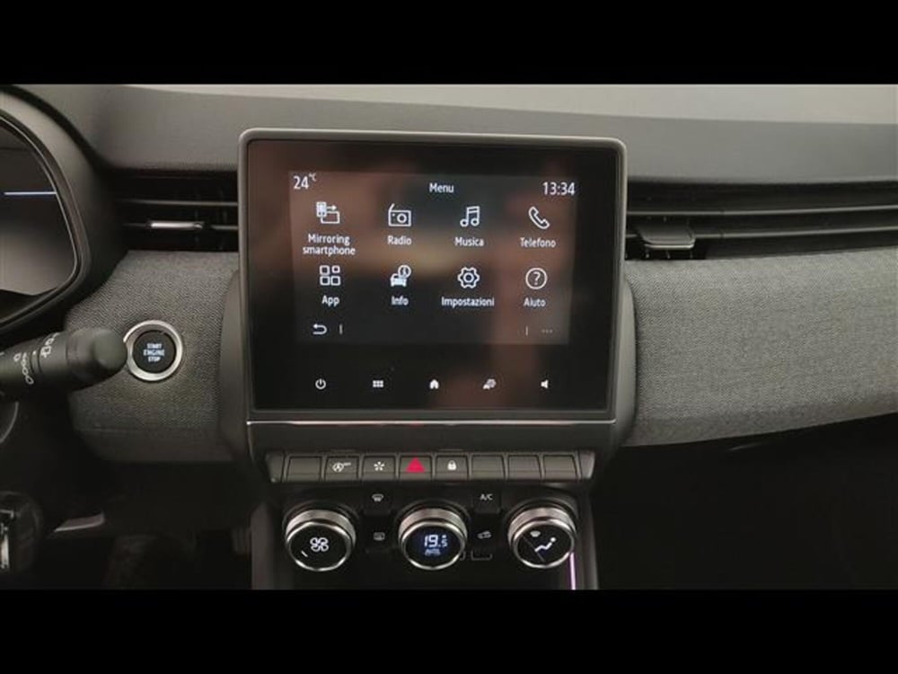 Renault Clio usata a Milano (12)