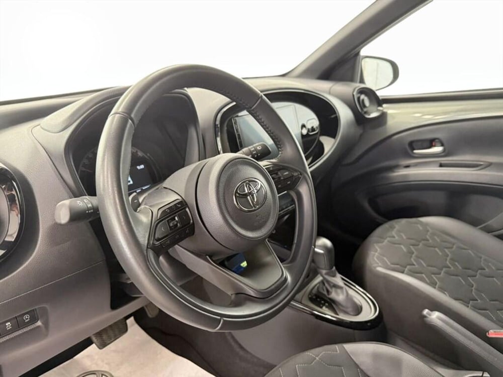 Toyota Aygo X usata a Monza e Brianza (12)